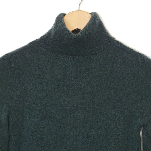 C By Bloomingdales Cashmere Long Sleeve Turtleneck Green Sweater Size XS - Picture 2 of 10